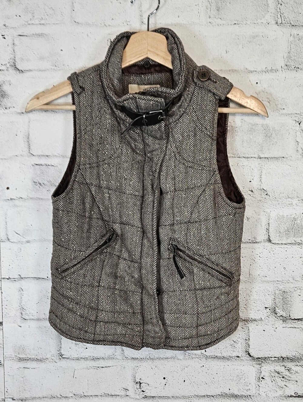 Urban Behavior Women's Herringbone Tweed Buckle Vest Size S/P